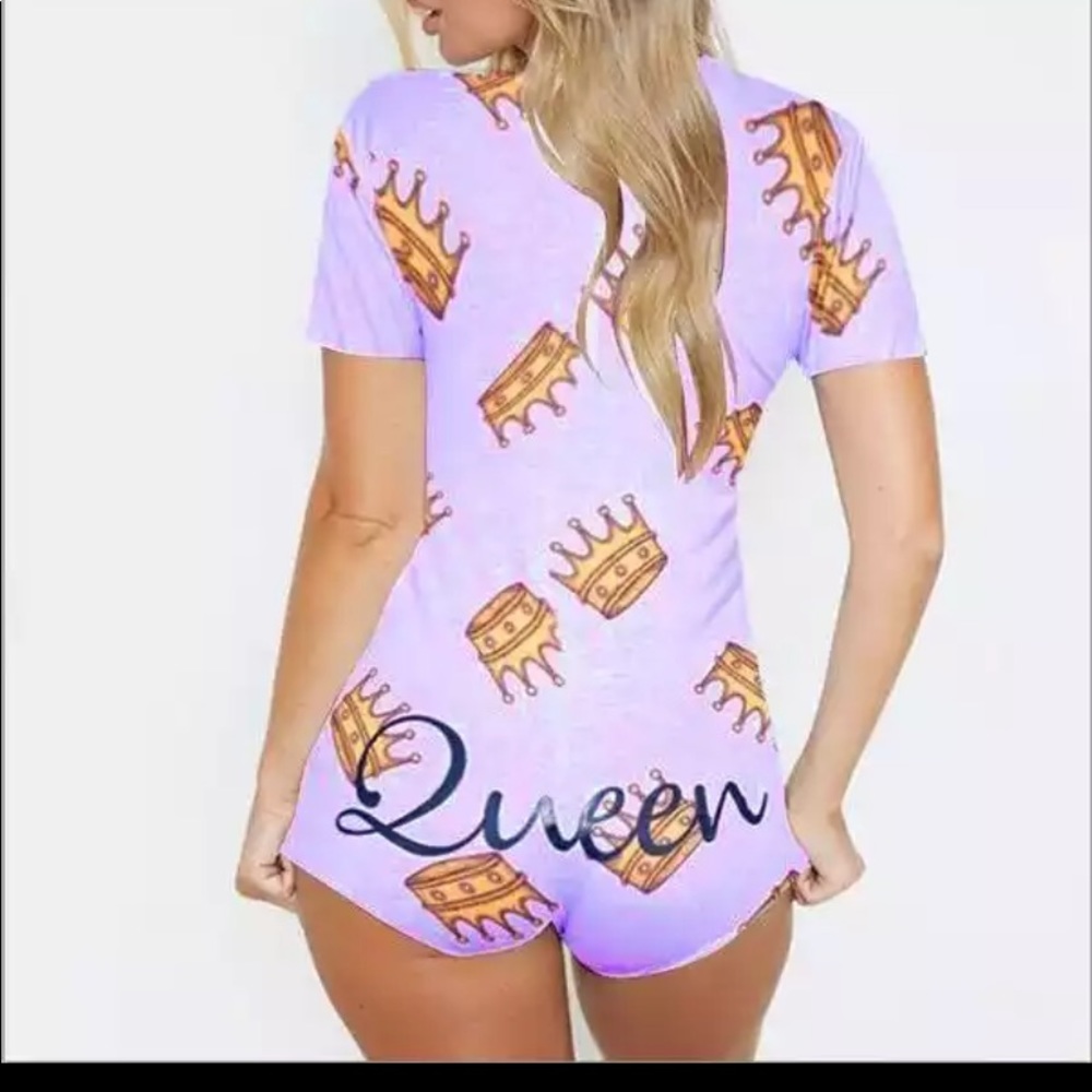 “Queen” onesie